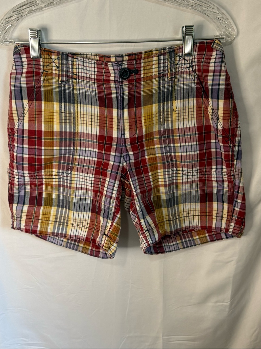 Eddie Bauer Red Yellow Blue Plaid Women’s Flat Front Shorts